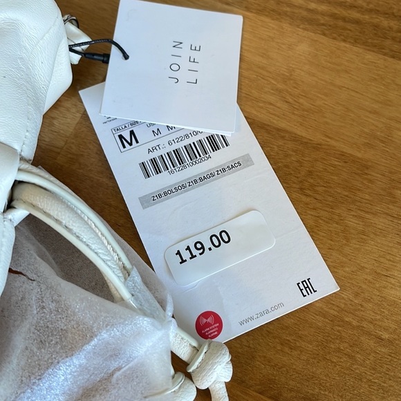 New ZATA CHAIN HANDLED QUILTED LEATHER BAG - Picture 8 of 12